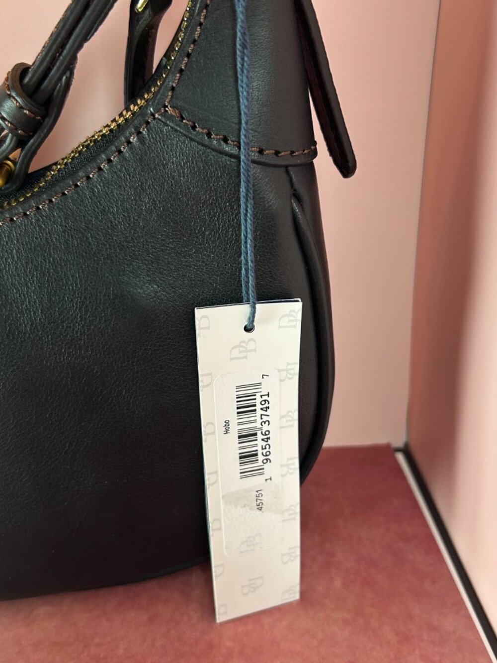 DOONEY & BOURKE LUCCA PEBBLED LEATHER BAGUETTE SHOULDER BAG - Picture 7 of 13